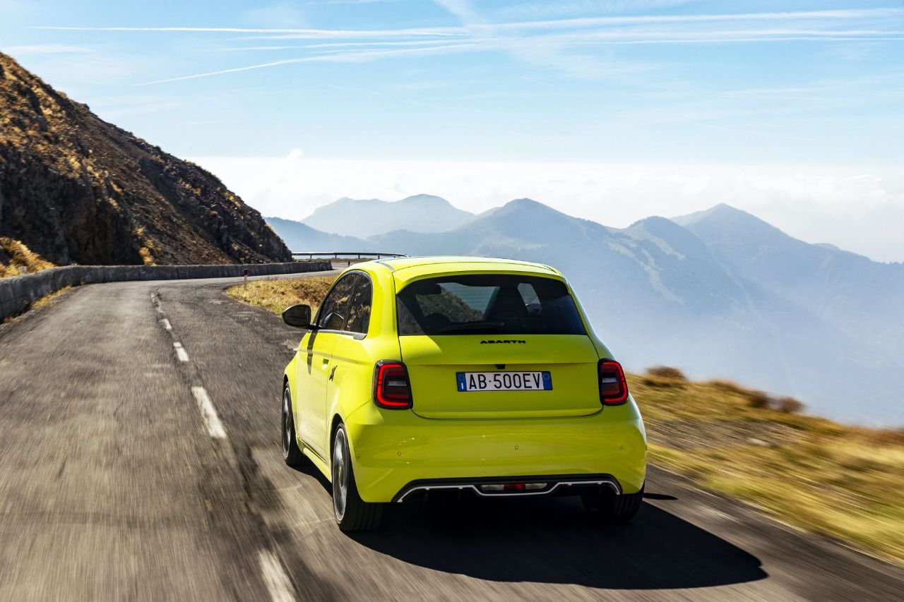 Trasera del Abarth 500e (Autor: Abarth)