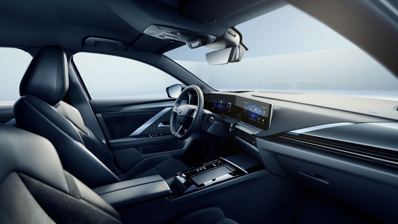 Interior del Opel Astra Electric (Autor: Opel)