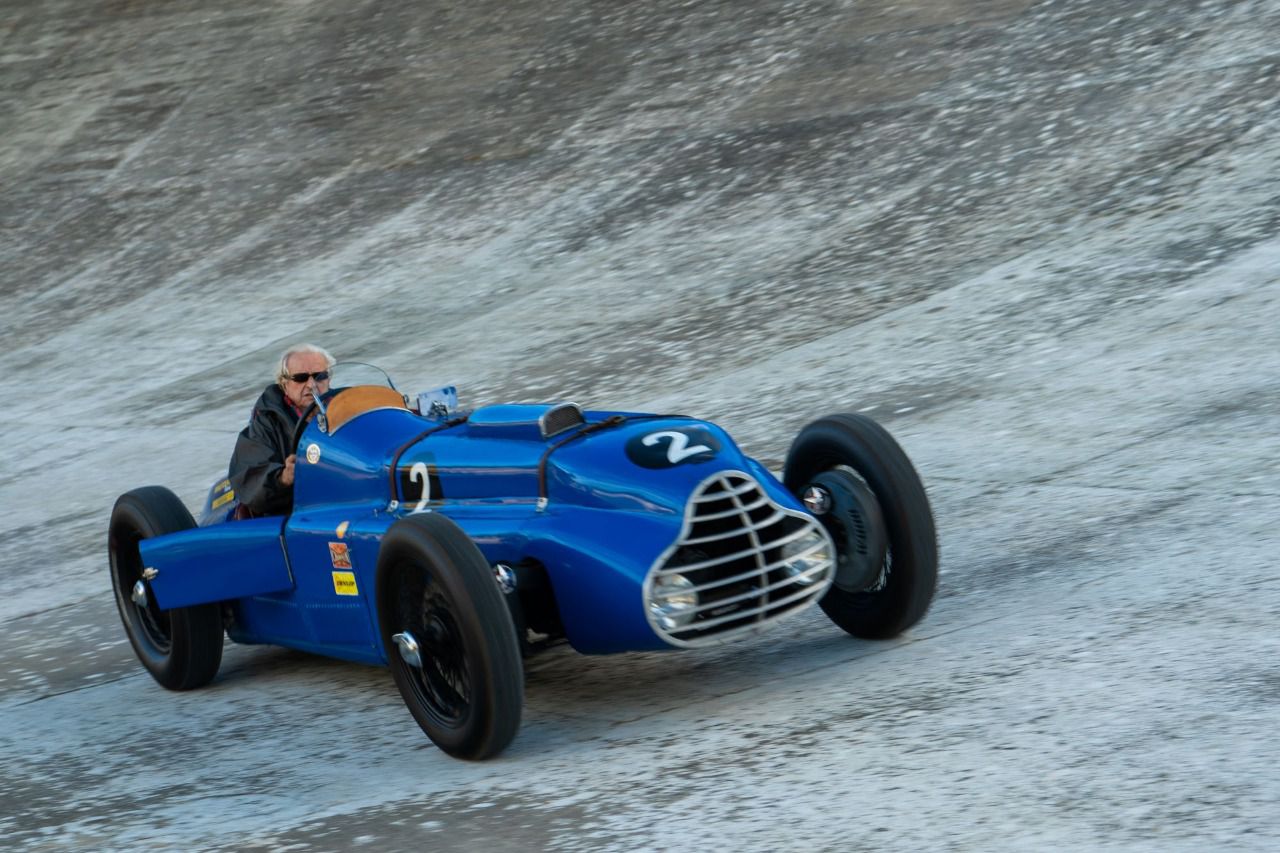 Delahaye rodando en Terramar (Autor: Pau Mesas)