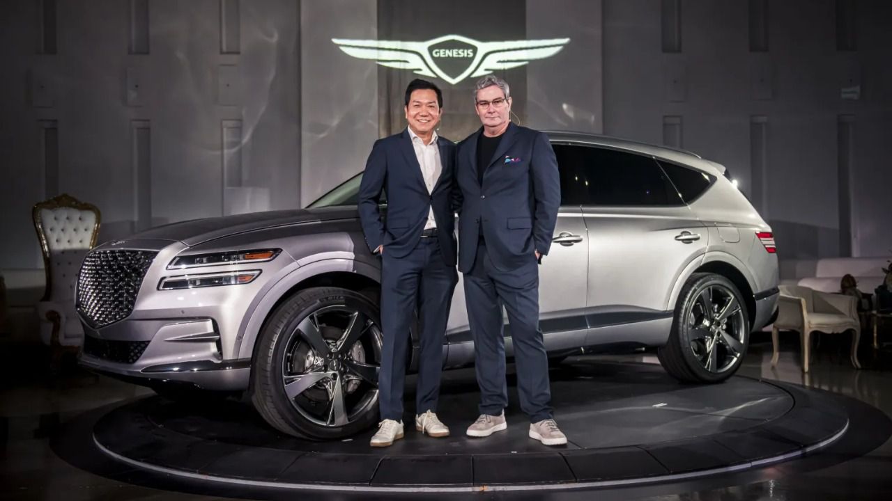 SungYup Lee junto con Luc Donckerwolke