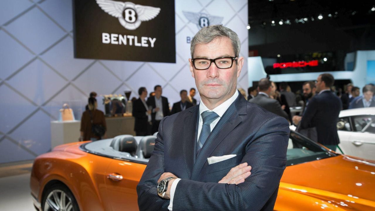 Stand de la marca de lujo británica en el Salon del Automovil de Paris