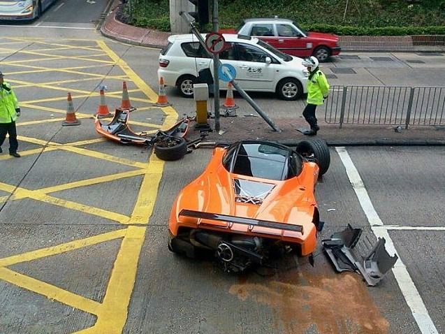 Momento del accidente del Pagani Zonda Fantasma (Autor: Wrecked Exotics)