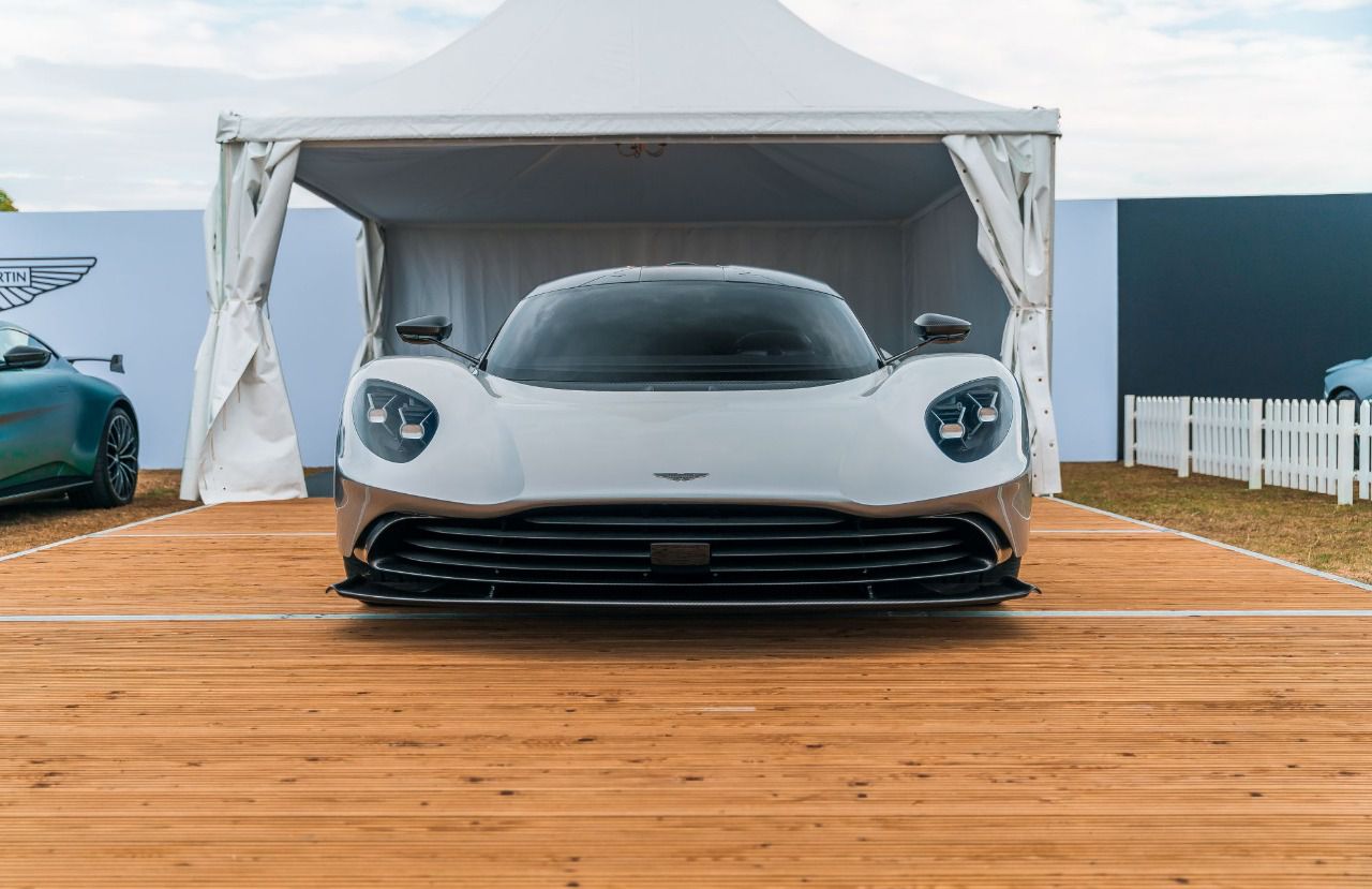 Frontal del Aston Martin Valhalla (Autor: Alvaro Muro)