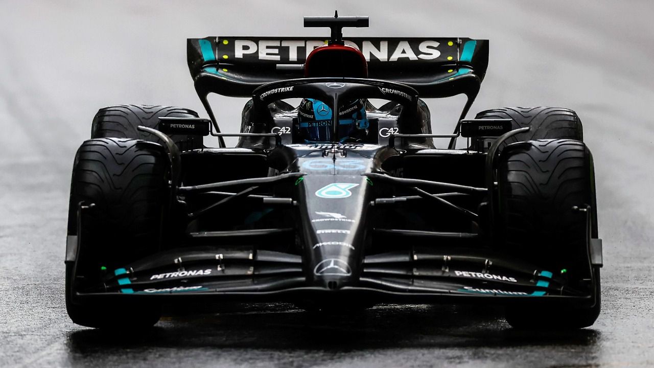 Alerón de alta carga del Mercedes W14