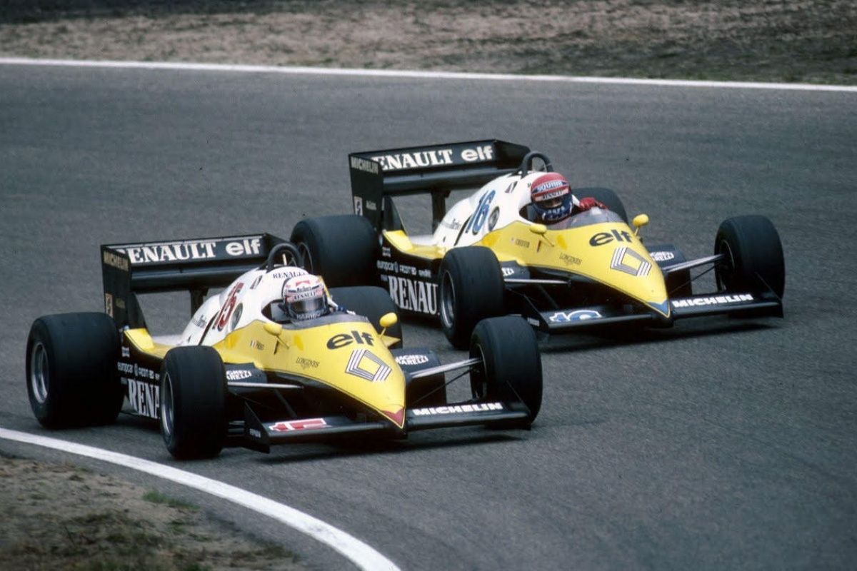 Alain Prost #15 y Eddie Cheever #16 con el Renault del 83