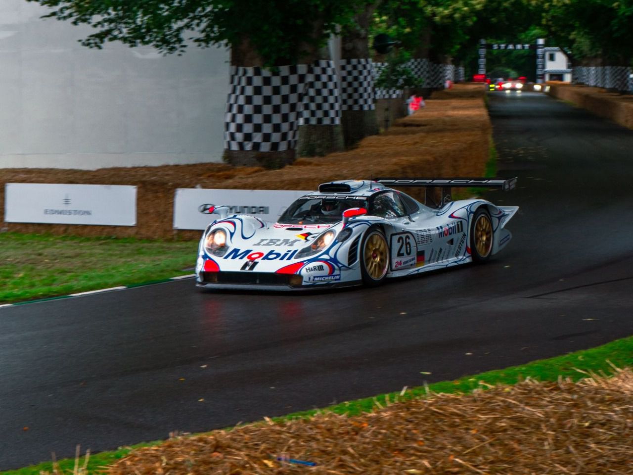 Porsche GT1 corriendo en la Hill Climb (Autor: Pau Mesas)