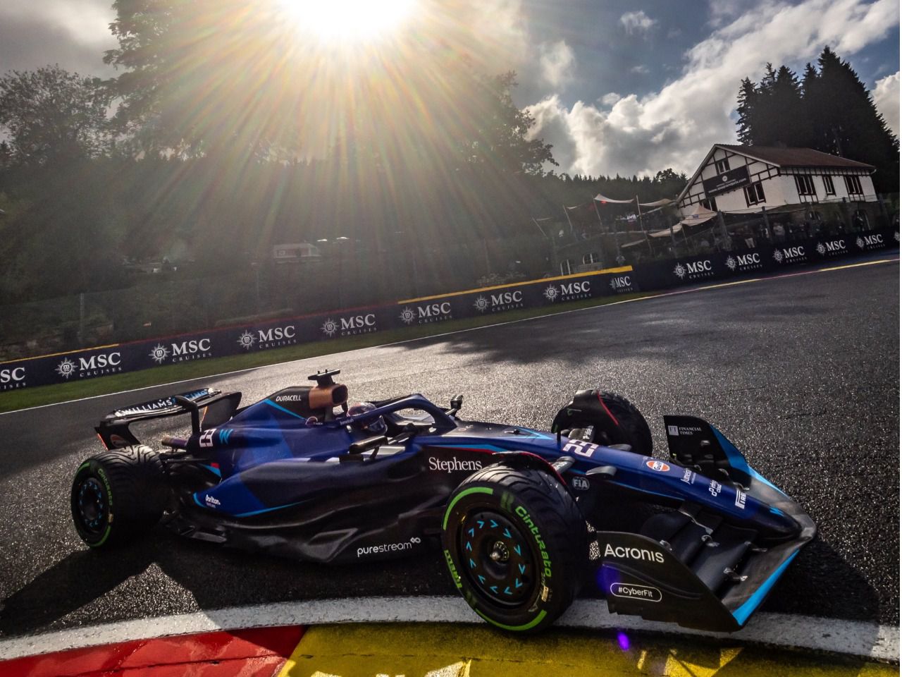 Alexander Albon durante el GP de Spa 2023