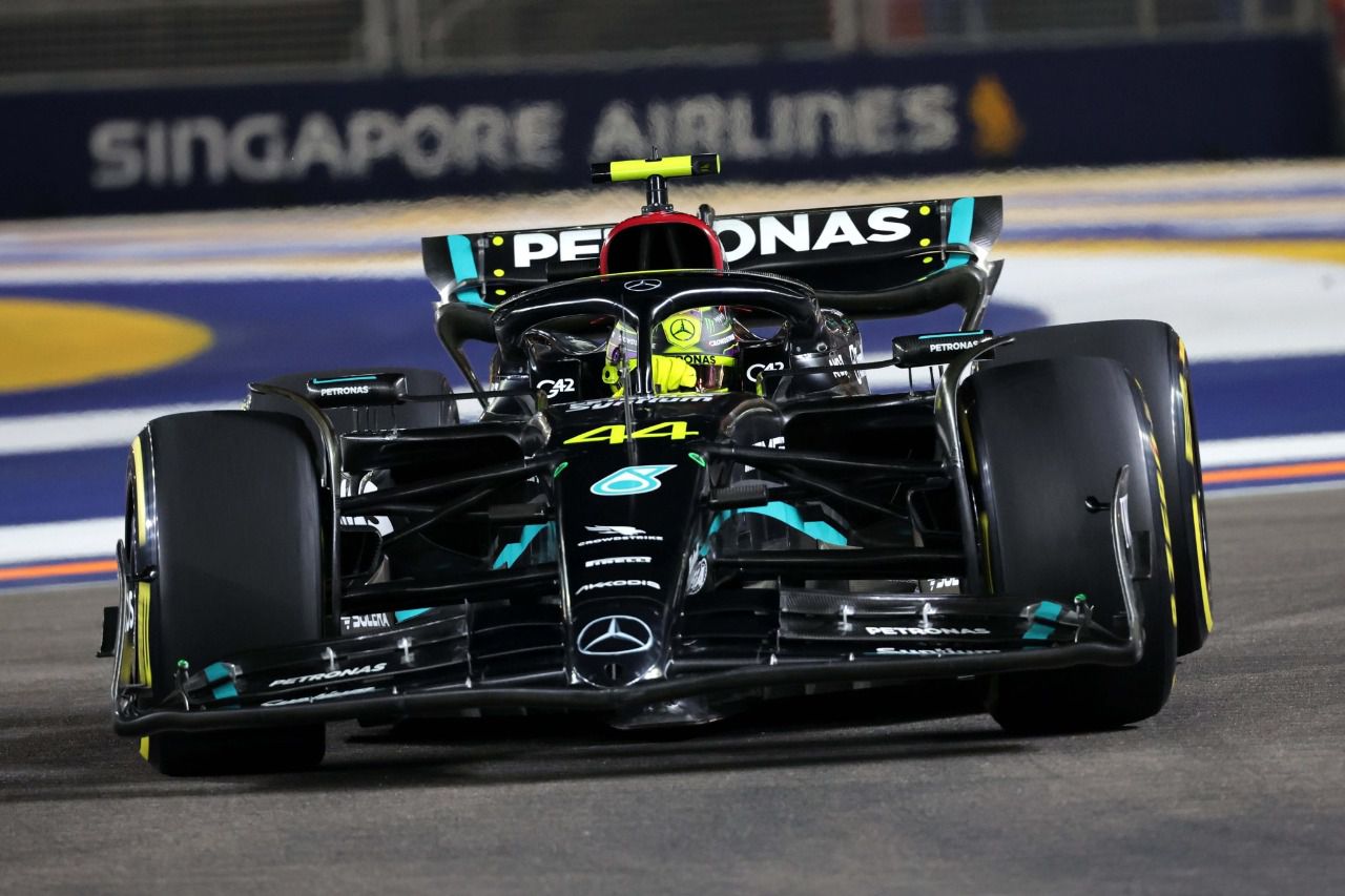 Lewis Hamilton durante el GP de Singapur 2023