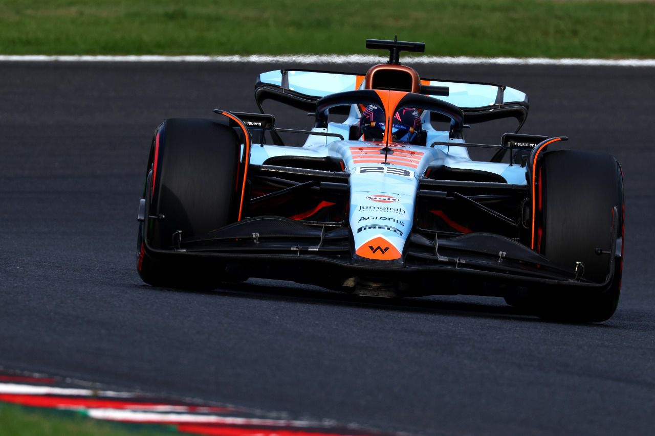 Alexander Albon durante el GP de Japón