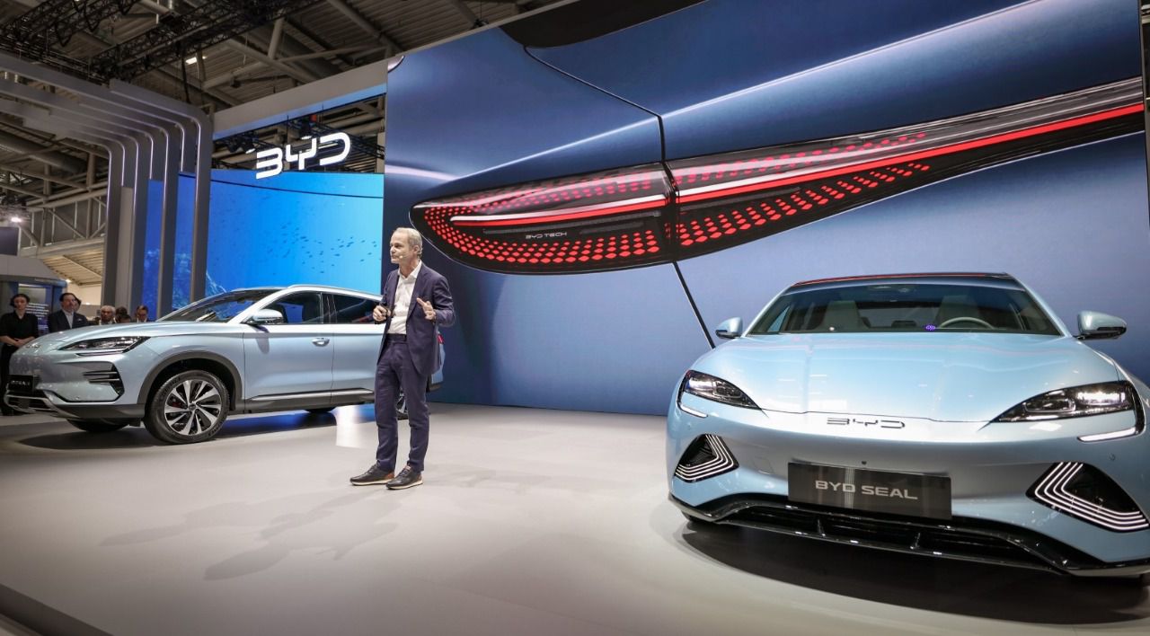 Modelos Seal y Seal U presentados en el Salón del Automóvil de Múnich en 2023