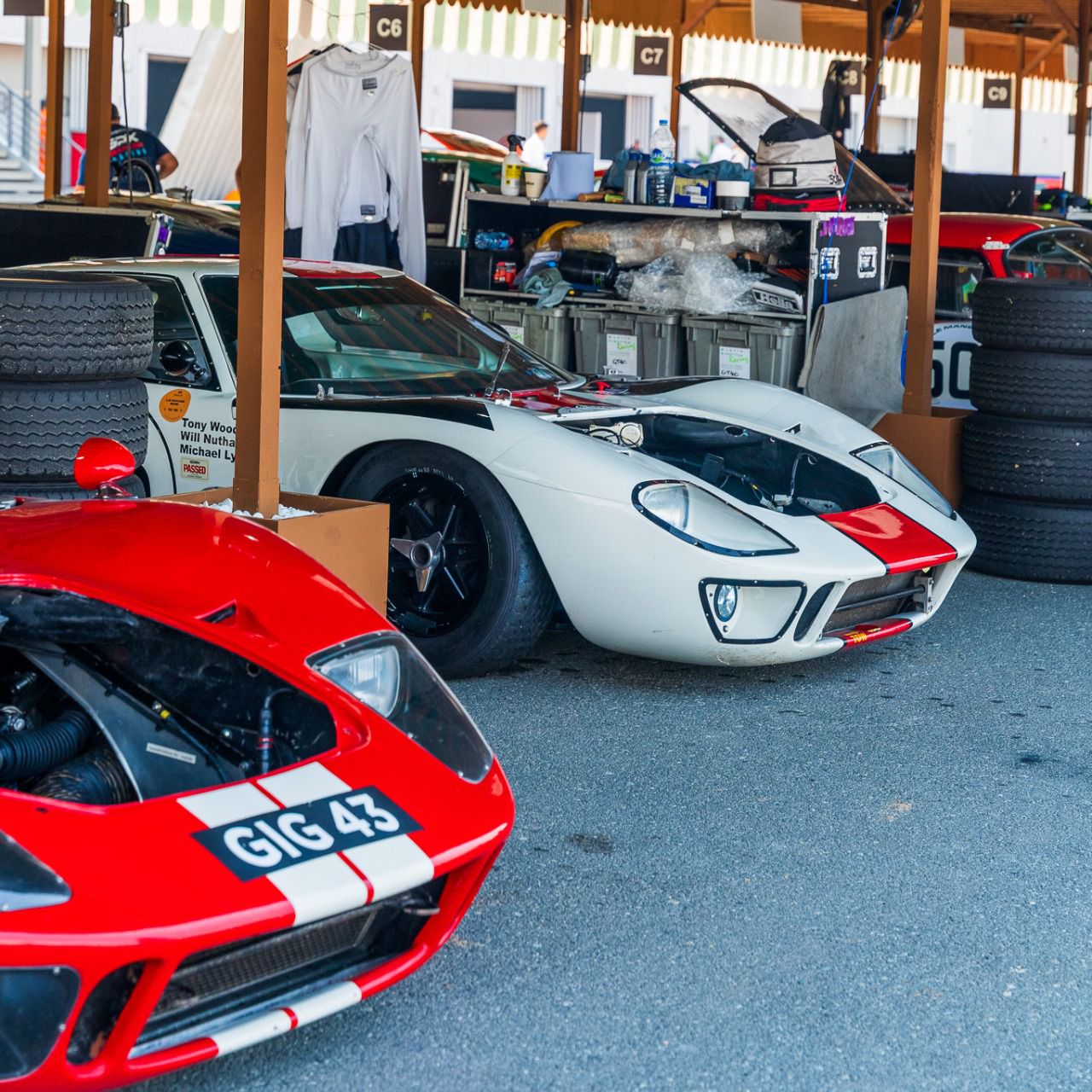 Varias unidades del Ford GT 40 (Autor: Álvaro Muro)