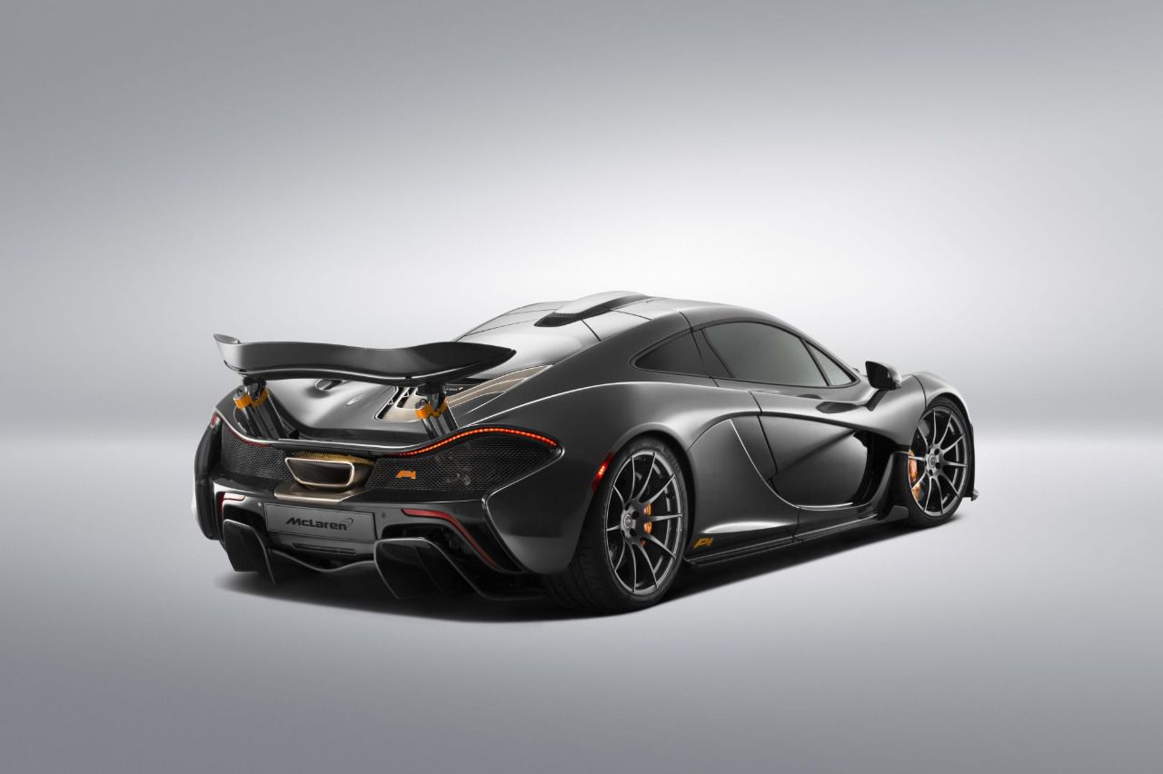 Primer McLaren P1 Matriculado en España