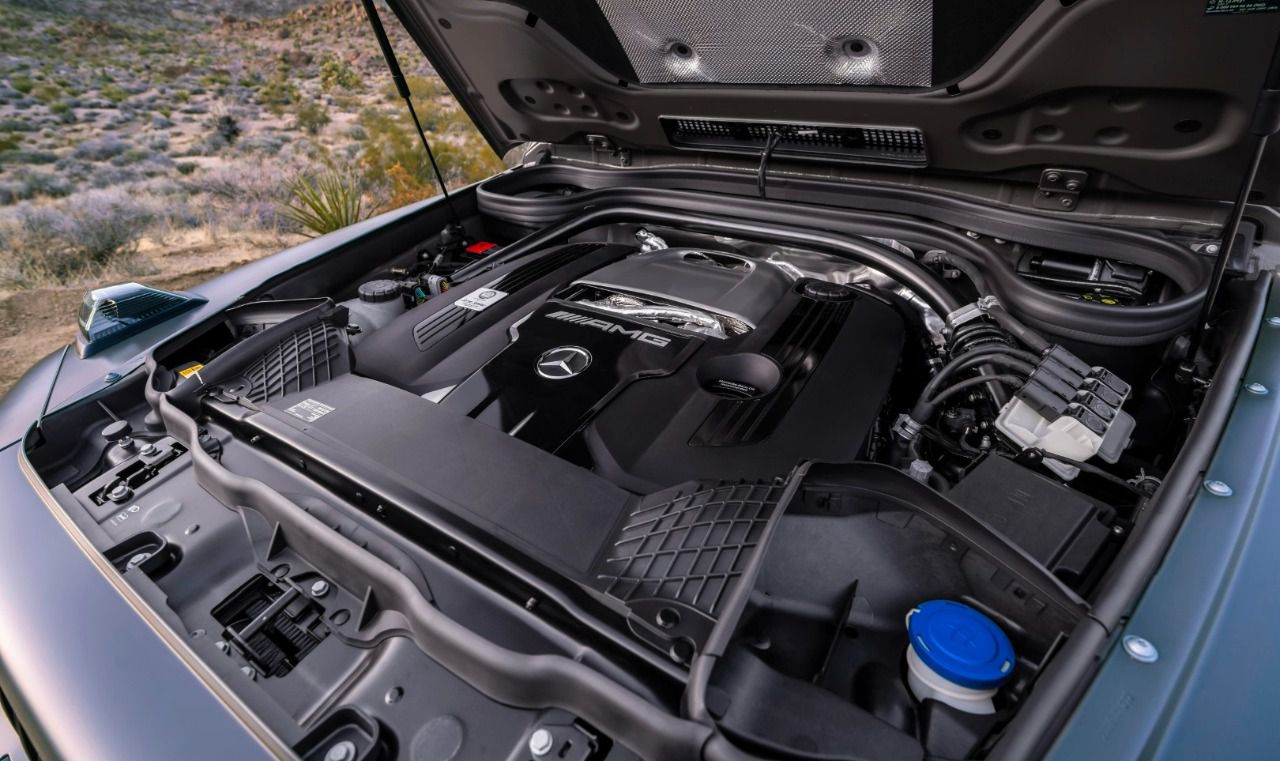 Propulsor AMG V8 Biturbo de 4.0 litros que desarrolla 585 caballos para el modelo G63