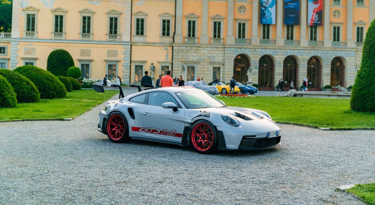 Porsche 911 992 GT3 RS (Autor: Alvaro Muro)