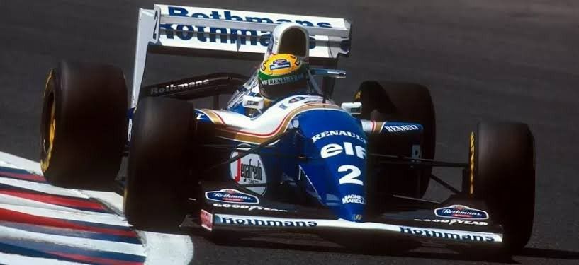 Ayrton Senna a los mandos del FW16