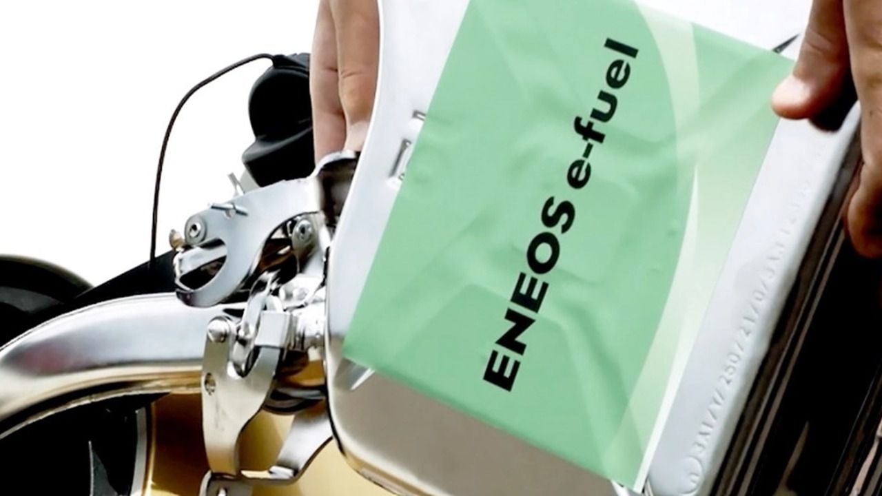 Combustible sintético ecológico de ENEOS que ofrecerá un rendimiento similar a la gasolina