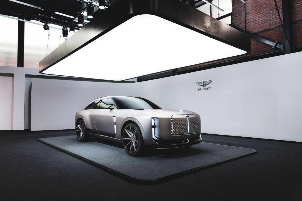 Bentley EXP 15