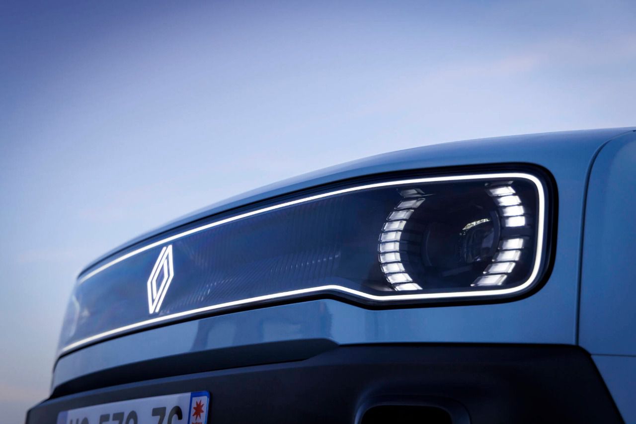 Parrila frontal iluminada del Renault 4 E-Tech