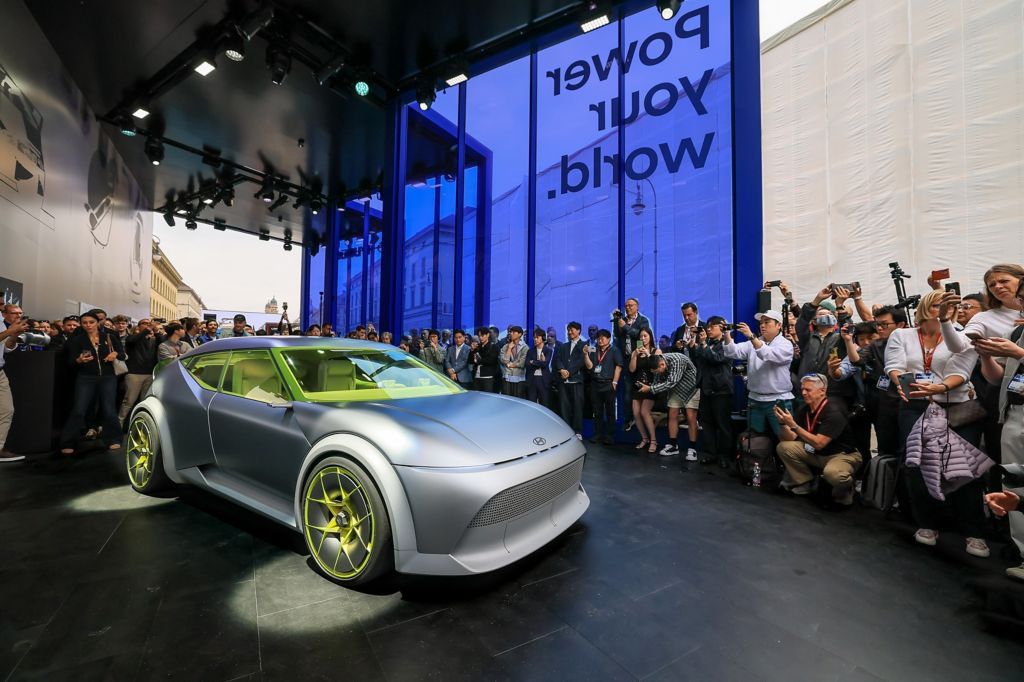Hyundai Concept THREE