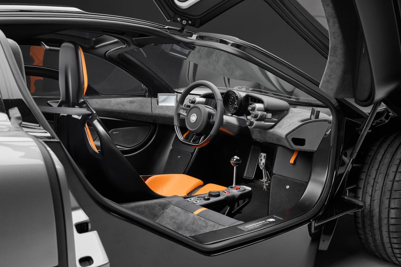 Interior del GMA T.50