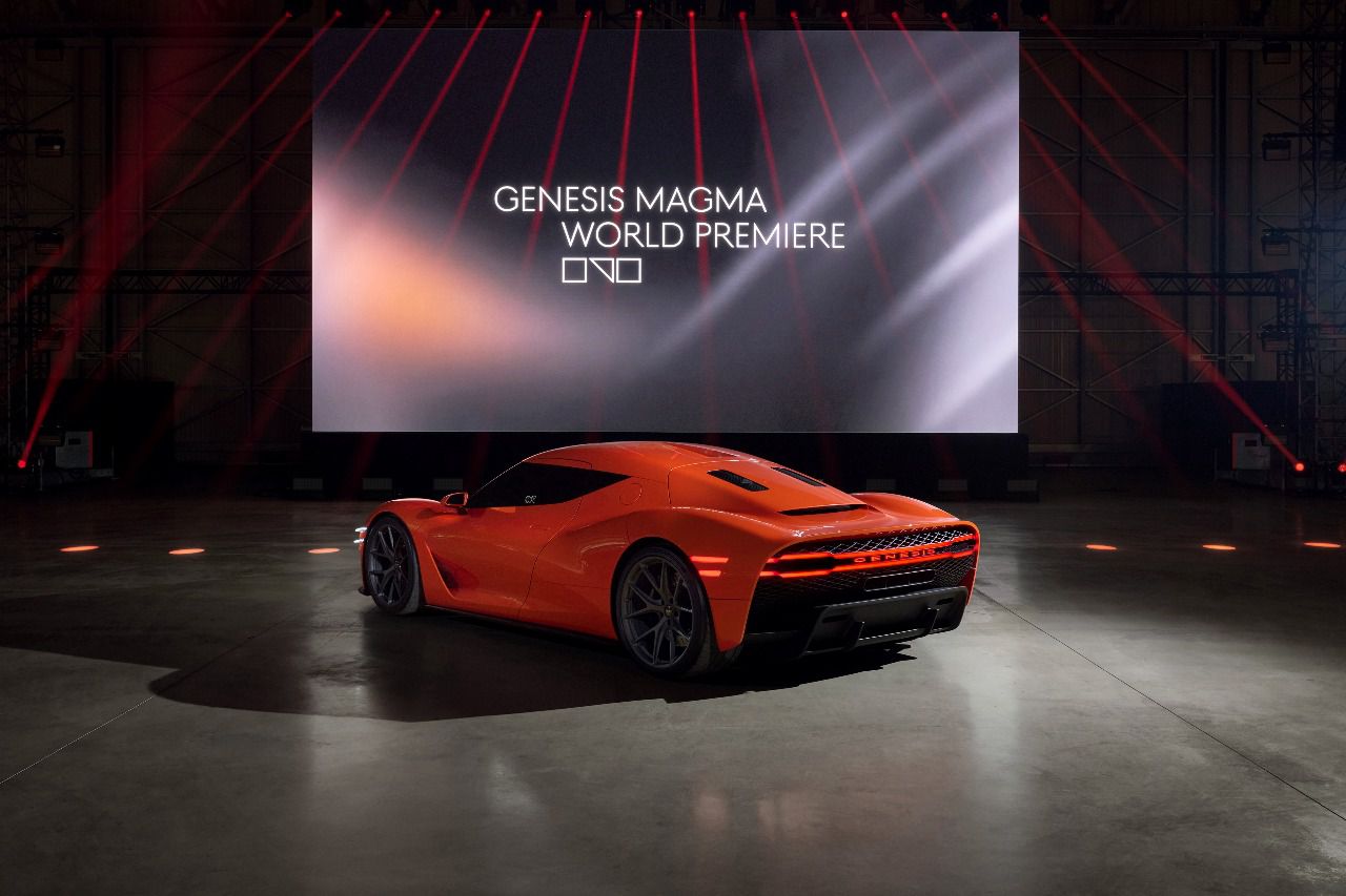 Genesis Magma GT