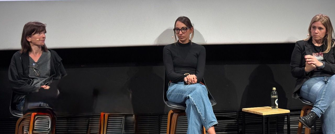 Amanda Villavieja, Laia Casanovas y Yasmina Praderas 
