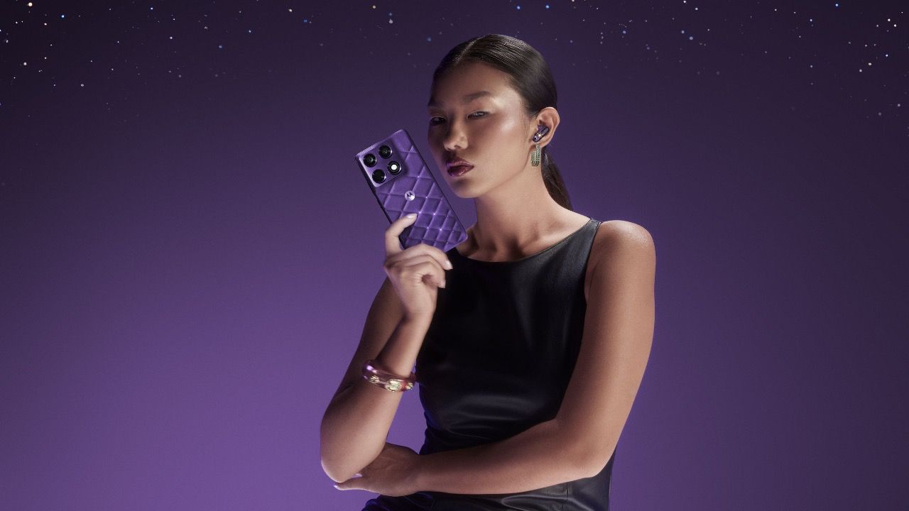Motorola Signature en su versión Pantone Violet Indigo