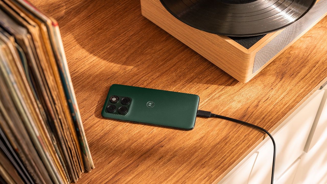 motorola edge 70 plus
