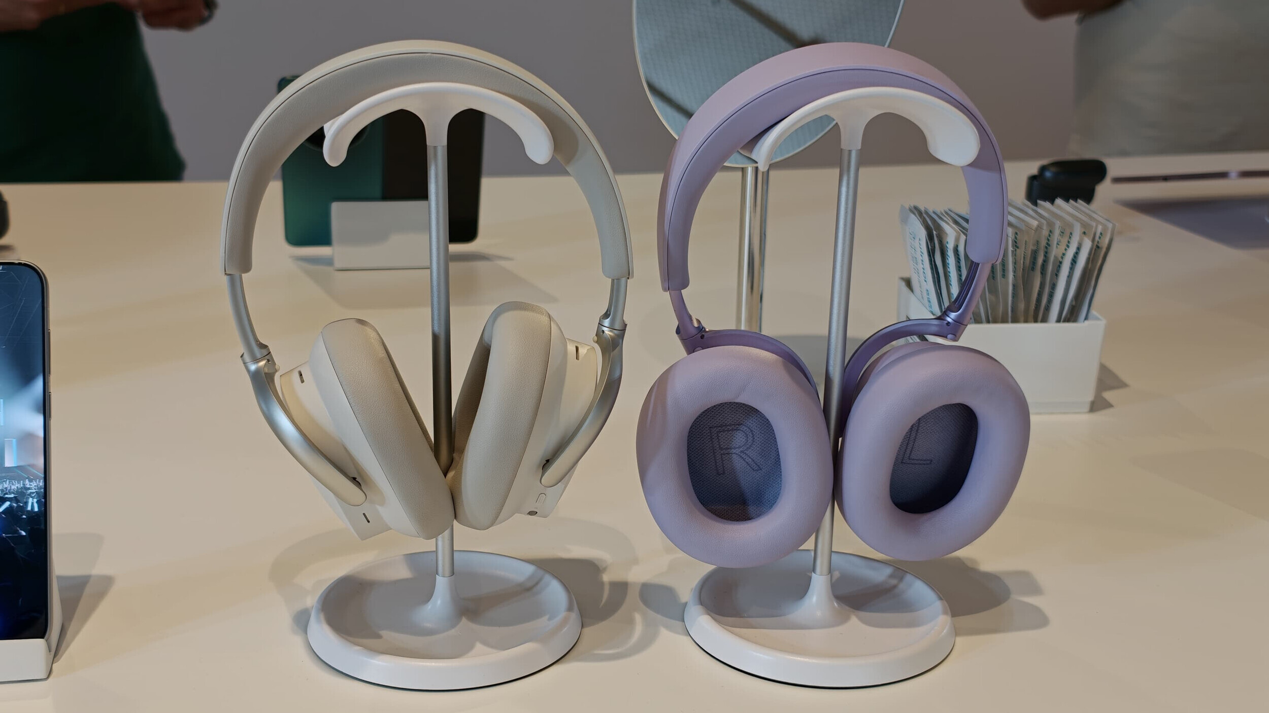 vivo Headphones Studio
