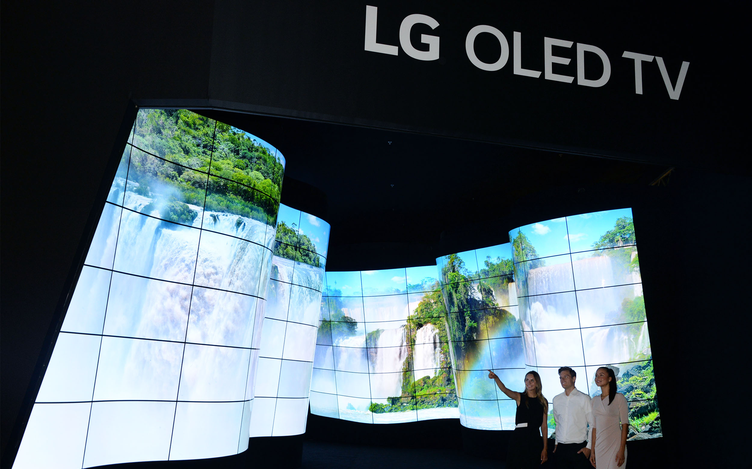 LG OLED Canyon